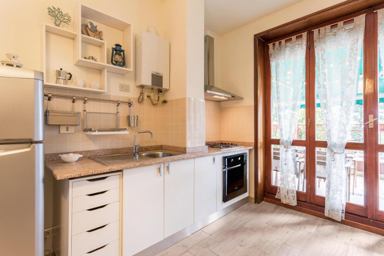La Terrazza Apartment Брунате Екстериор снимка
