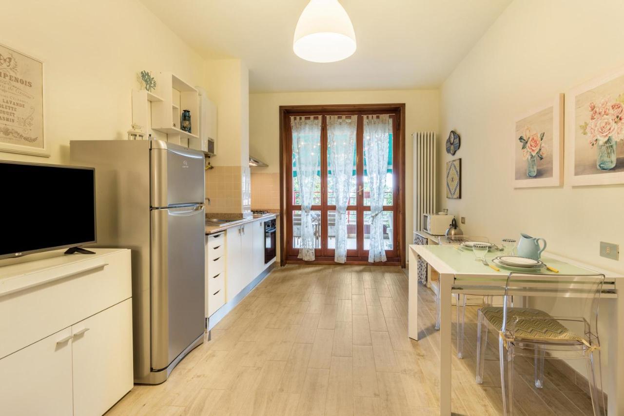 La Terrazza Apartment Брунате Екстериор снимка
