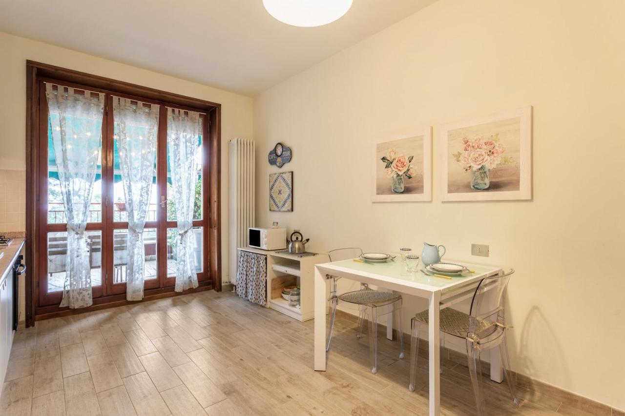 La Terrazza Apartment Брунате Екстериор снимка